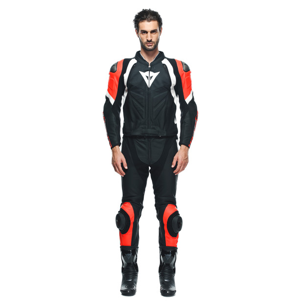 AVRO 4 LEATHER 2PCS SUIT