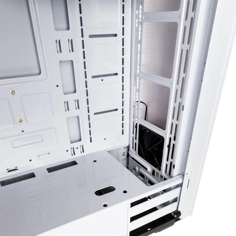 Kolink Stronghold Midi-Tower. gehärtetes Glas– weißes Fenster