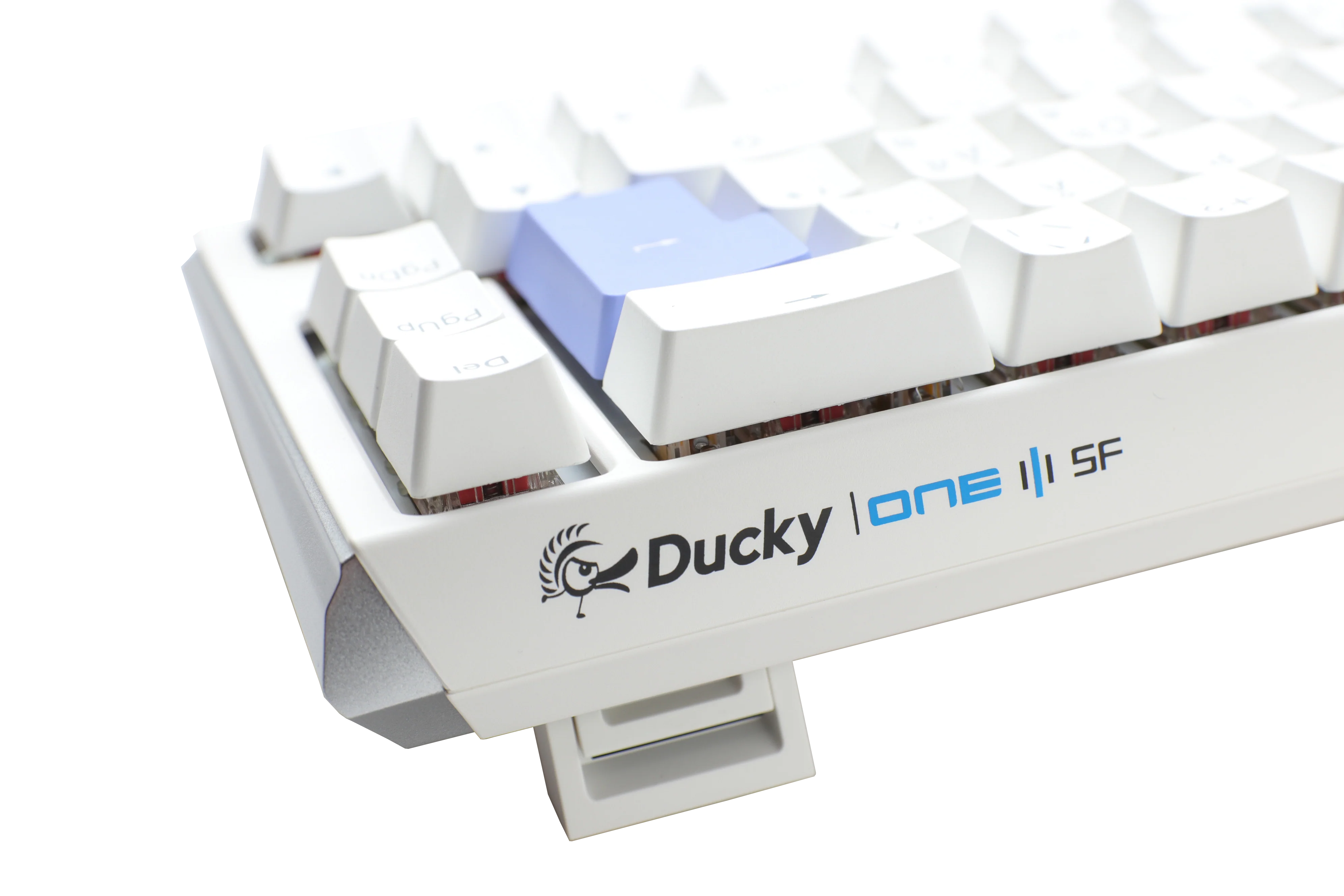Ducky One 3 – Classic Pure White Nordic – SF 65 % – Kirschrot