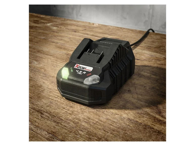 PARKSIDE® Chargeur de batterie PLG 20 C3. 4.5 A. 20 V