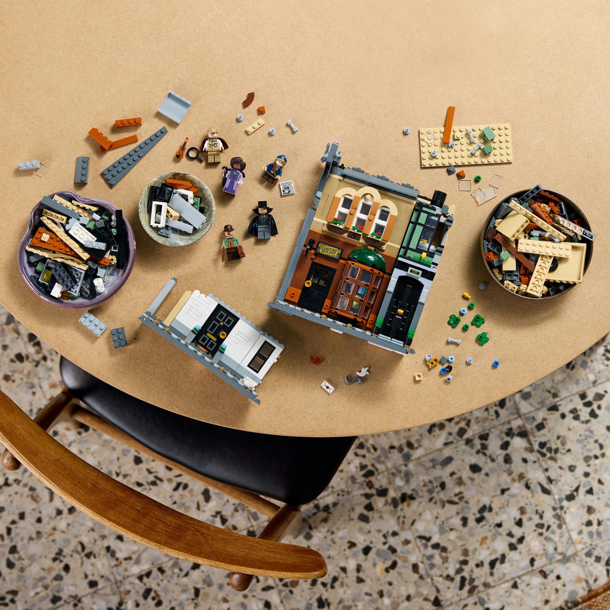 LEGO Icons – Sherlock Holmes: Book Nook