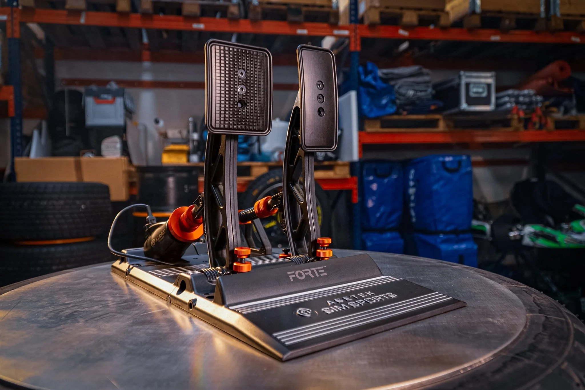 Asetek Forte Sim Racing Pedale Bremse und Gas