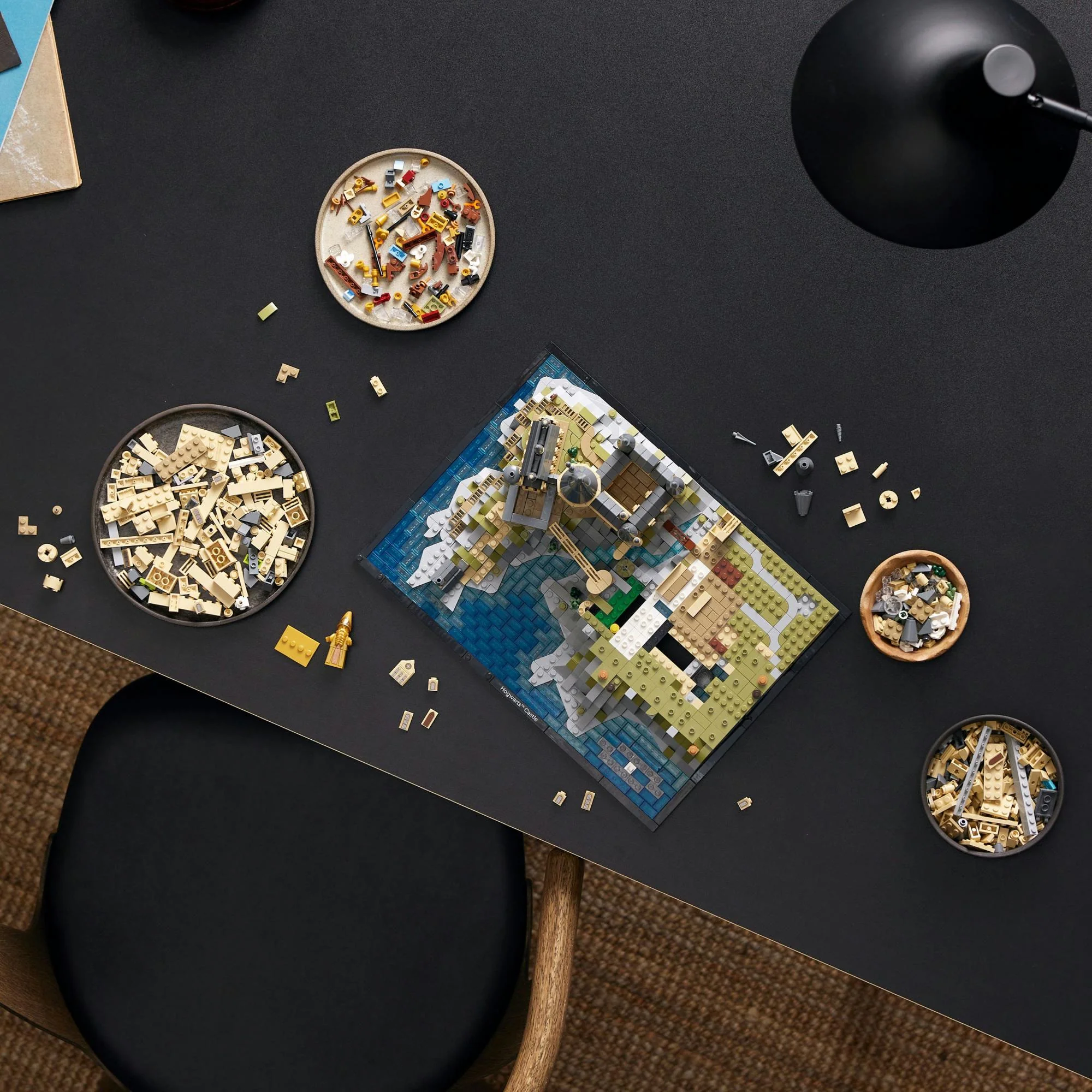 LEGO 76419 Harry Potter Hogwarts Castle with Castle Grounds