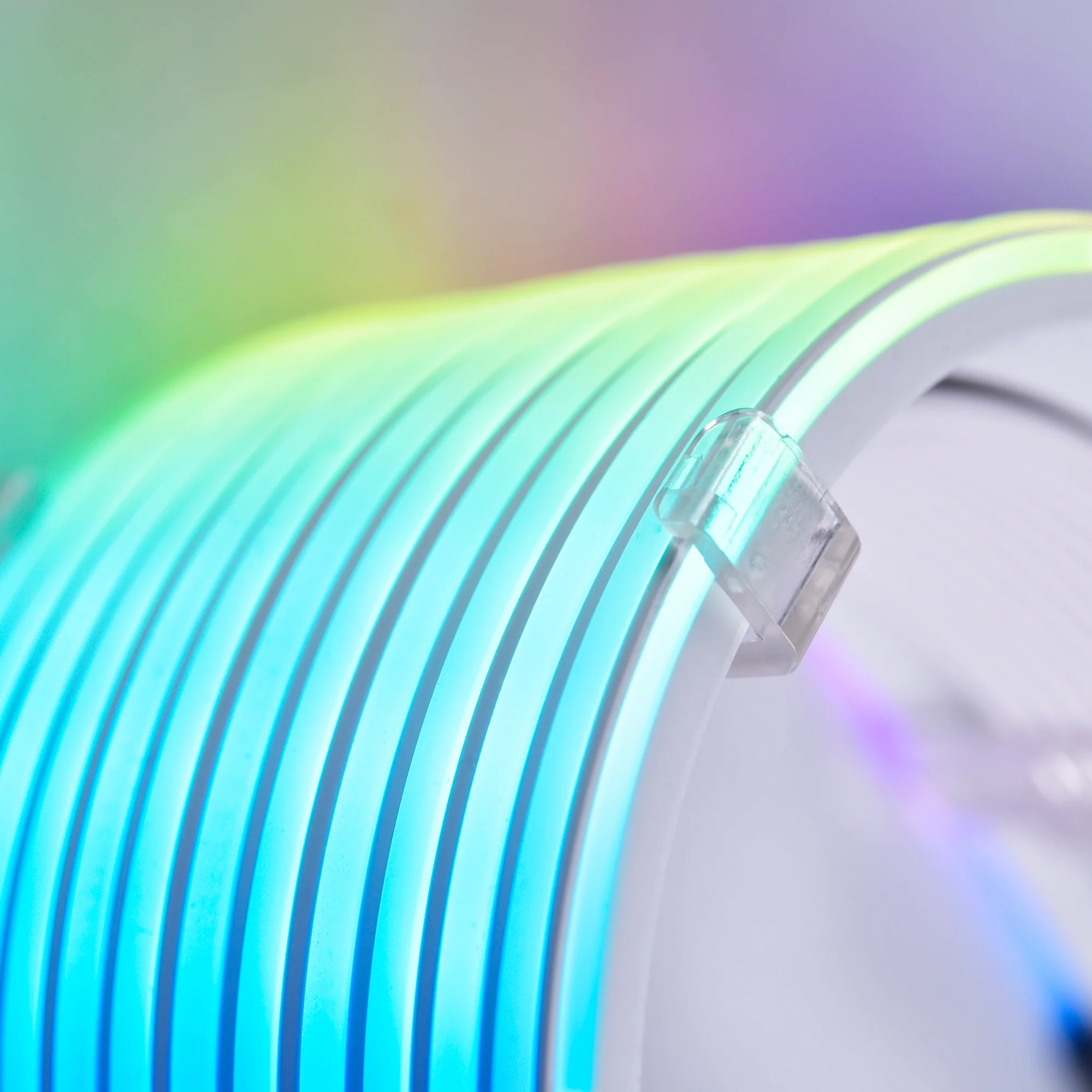 Lian Li Strimer plus V2 16-12 – 12+4-polig. 12 Lichtleiter. 16 AWG